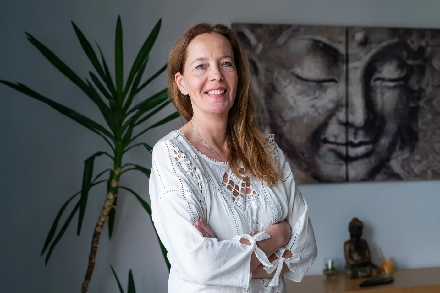 Silvia Alferink in haar praktijk